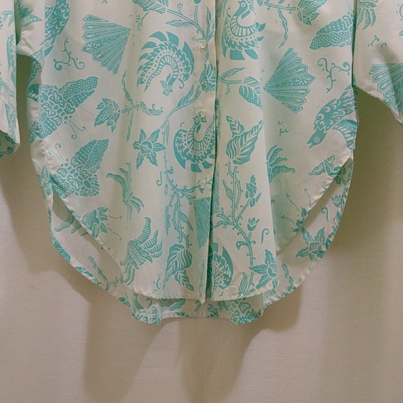 Vintage Blue & White Batik-Style Button Blouse - Sz Medium - Picture 2 of 6